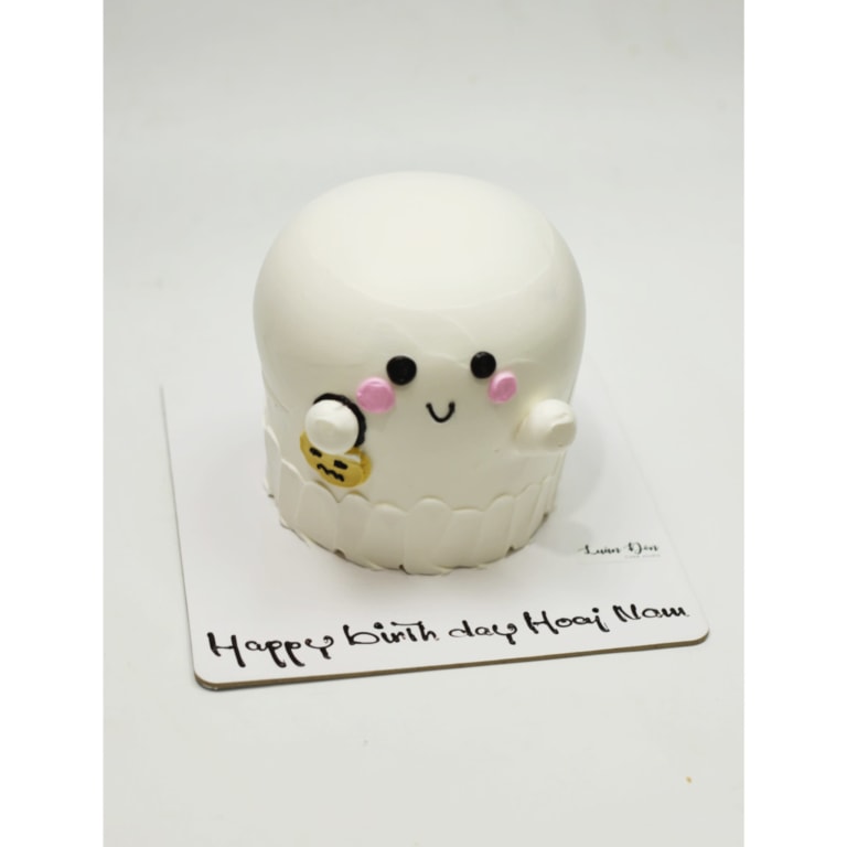 Bánh kem tạo hình bóng ma dễ thương