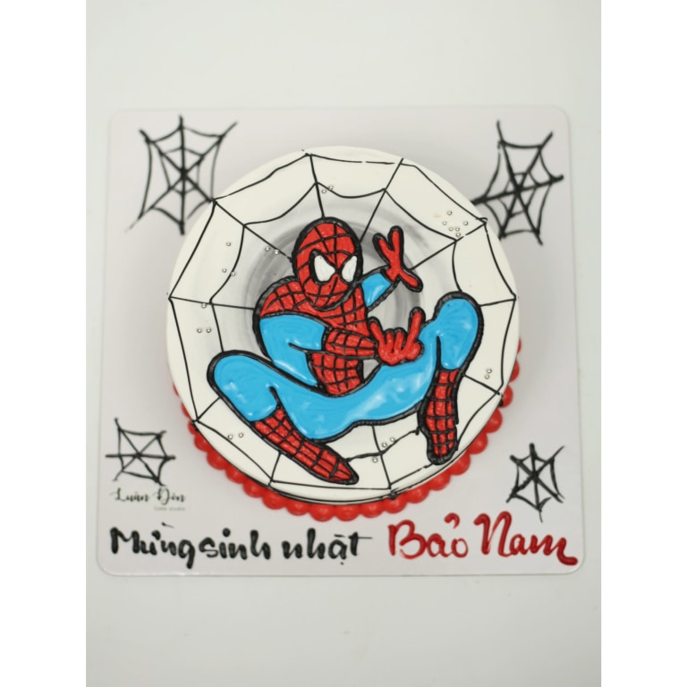Bánh kem vẽ hình Spider-Man cho bé trai