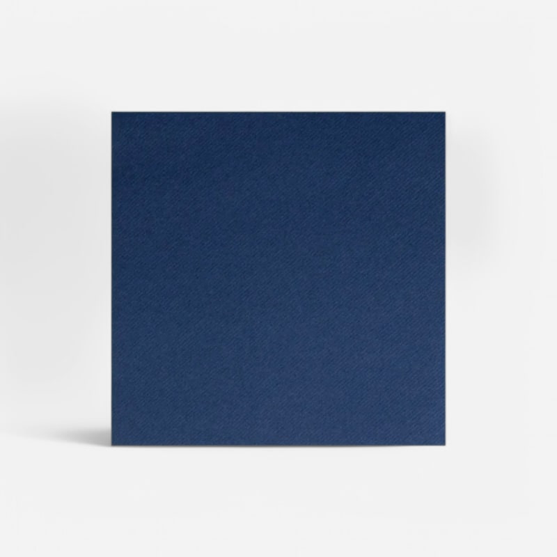 50 serviettes bleues foncés Airlaid 40x40cm pliée en 4 (grande carré)