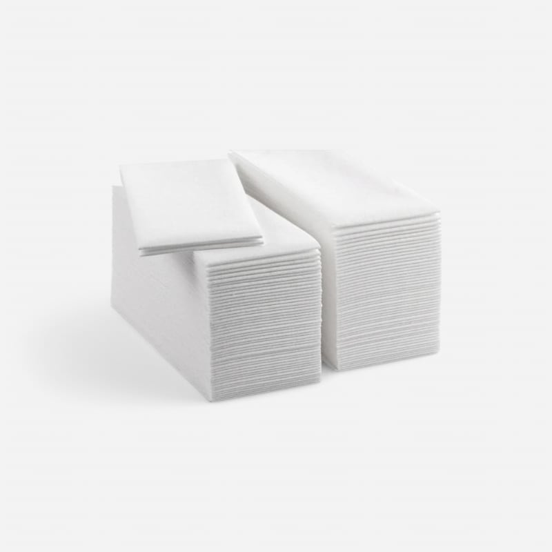 25 serviettes blanches Airlaid 40x40cm pliée en 8