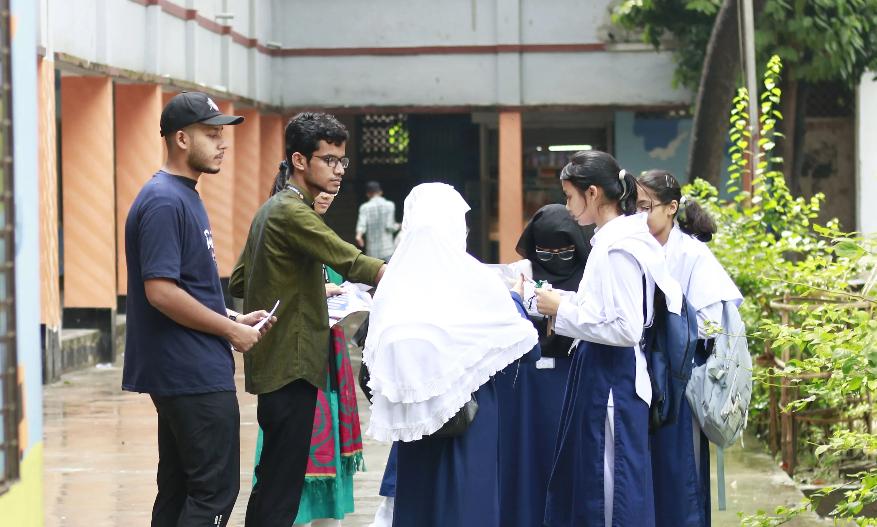 The Problem in Science Education in Bangladesh