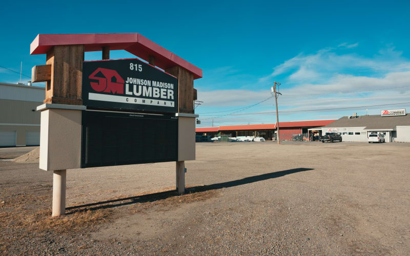 JM Lumber storefront