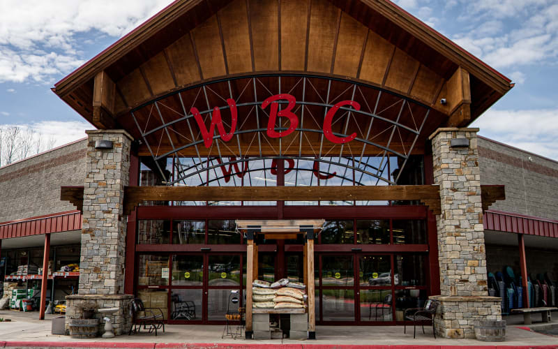Log Home Maintenance Supplies in Montana | Western Building Center