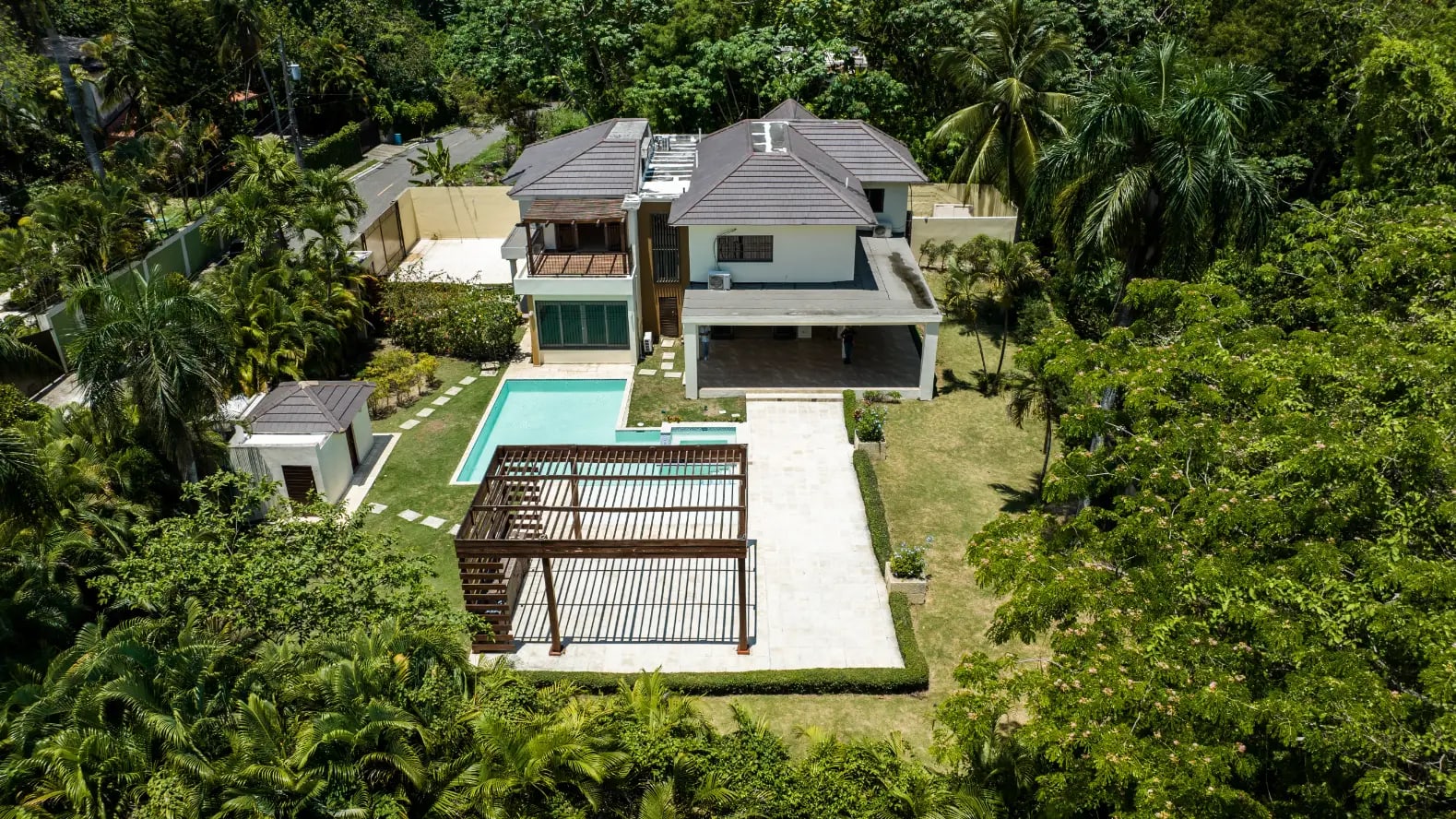Bienes Raíces y Drone — galería 2