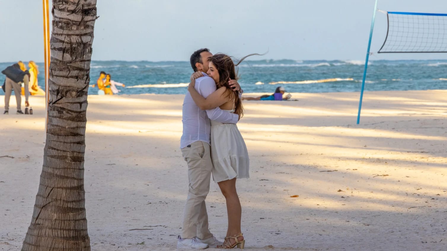 Hugs and kisses after surprise beach proposal Punta Cana private beach — Babula Shots