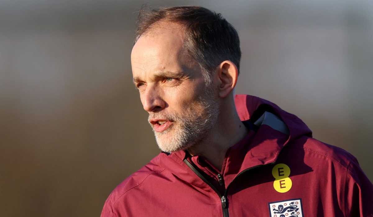 Thomas Tuchel memimpin sesi latihan Inggris