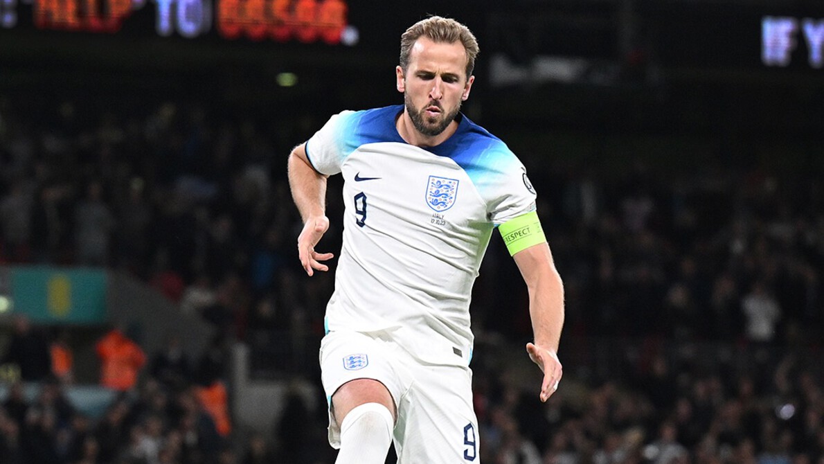 Harry Kane memberikan wawancara mengenai strategi set-piece Inggris