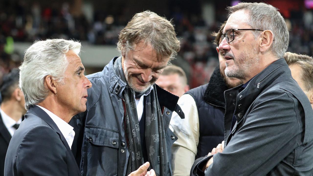 Keluarga Glazer dan Sir Jim Ratcliffe saat pertemuan klub