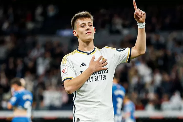 Arda Guler mengeksekusi umpan untuk Real Madrid