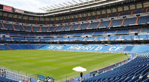 Stadion Santiago Bernabeu hasil renovasi