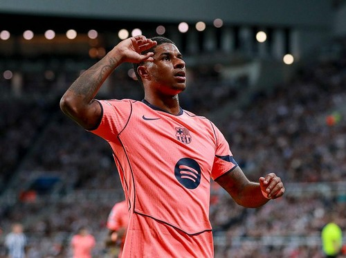 Marcus Rashford Bersinar di Barcelona