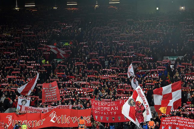 Stadion Anfield suasana malam Liga Champions
