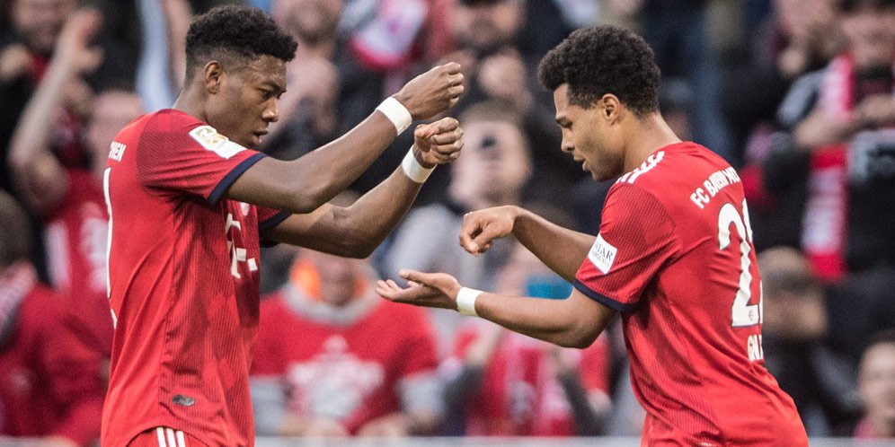 Serge Gnabry merayakan gol bersama Bayern Munchen dalam laga Liga Champions