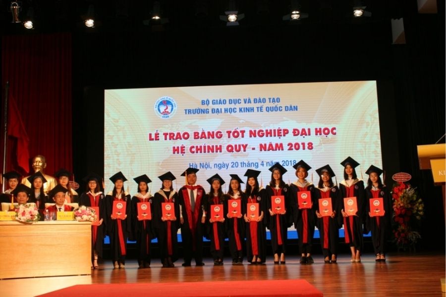 vi sao ban nen chon hoc tai truong Dai hoc Kinh Te Quoc Dan
