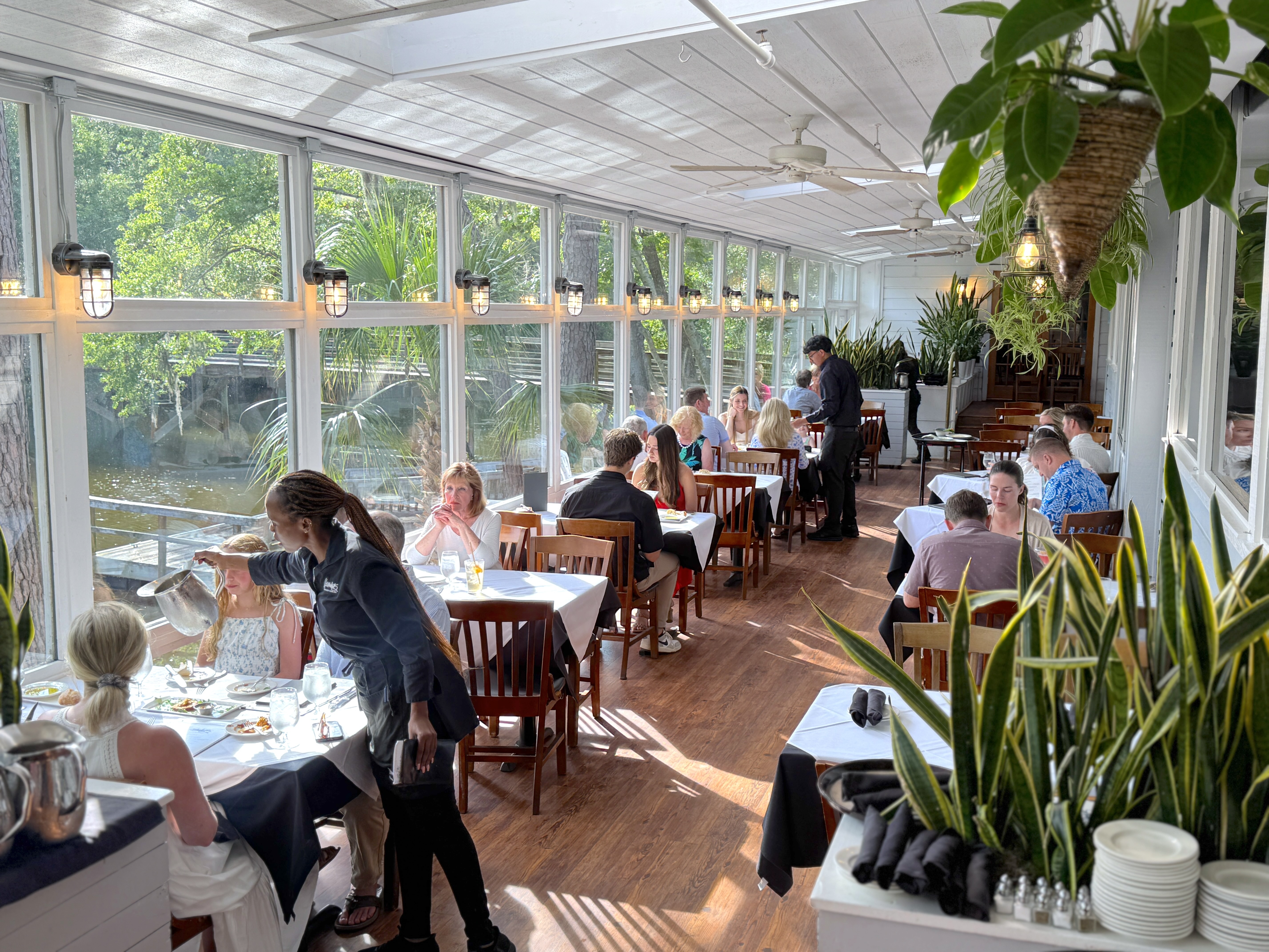 General dining alexanders 3