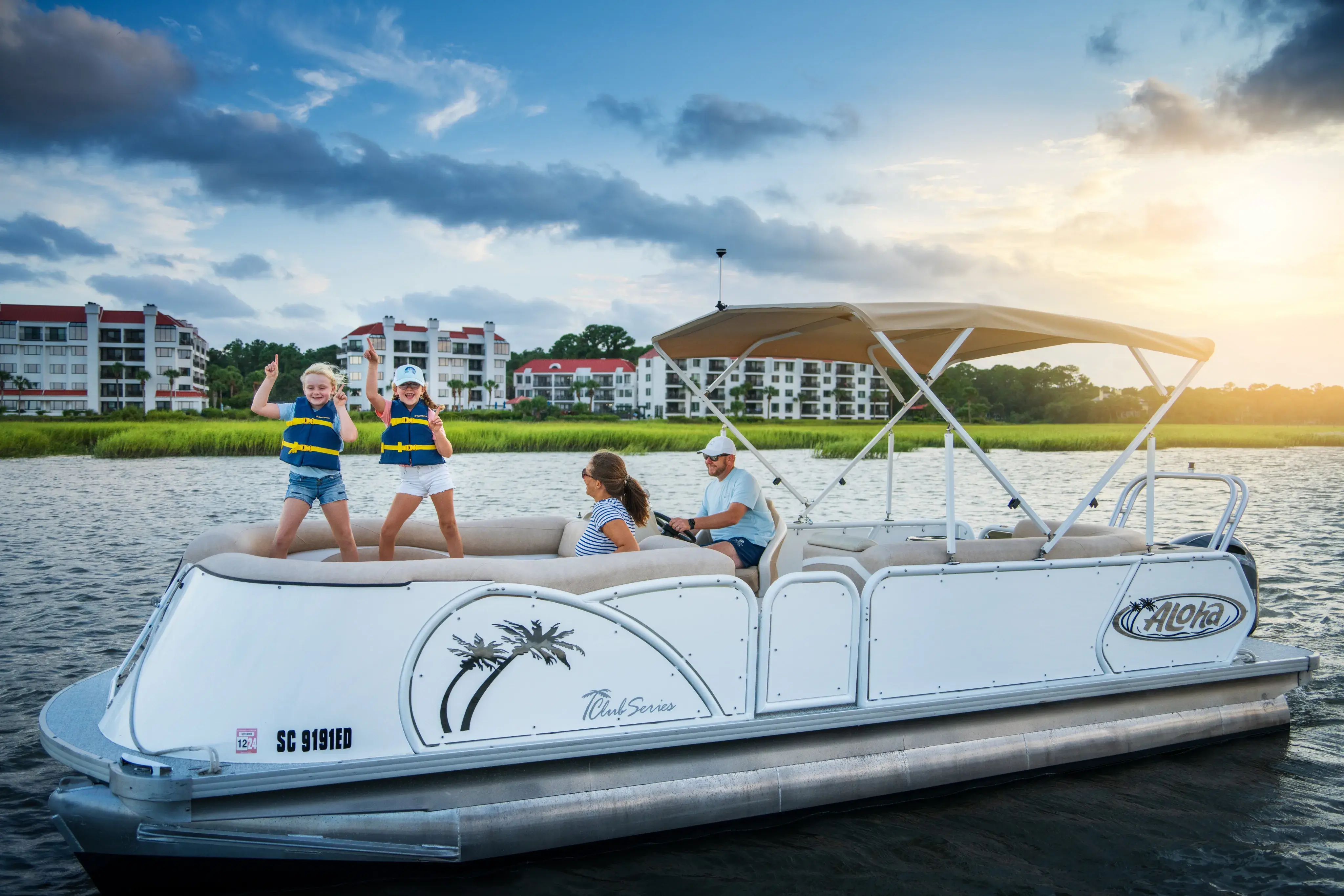 Luxury Pontoon Boat Rental