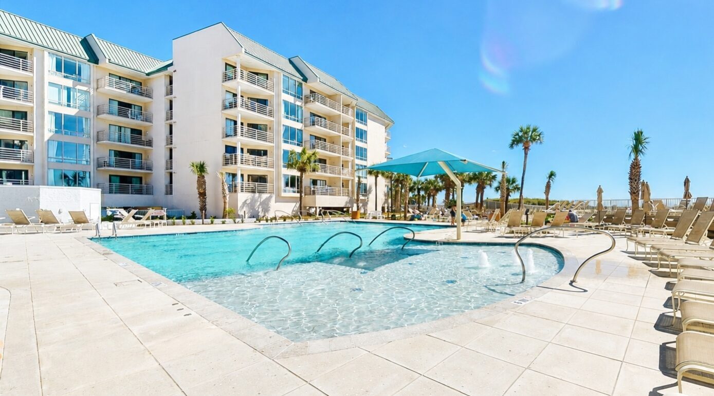 Villamare Pool