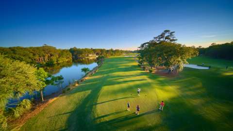 PD fazio hole16 aerial golfers 10