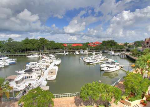 View of the marina from Harbourside