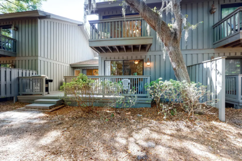Exterior of a villa at Hickory Cove