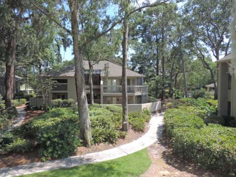 Walking path with building at St. Andrews Commons