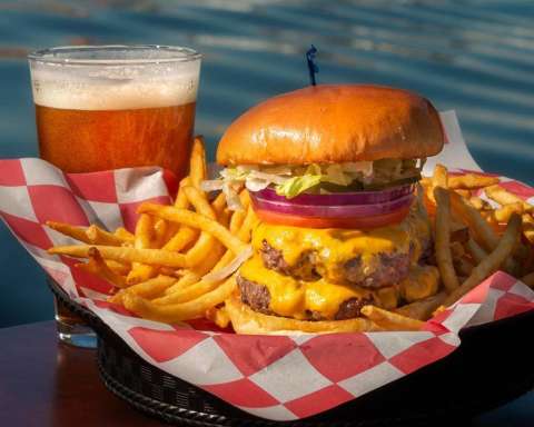 top dawg tavern & pizzeria debuts at shelter cove harbour & marina