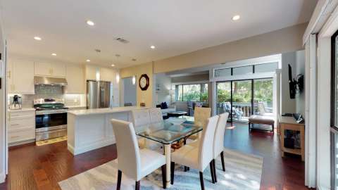 Dining area and kitchen in Turnberry Village