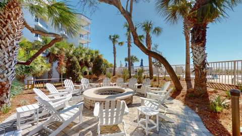 Villamare Complex grill fire pit