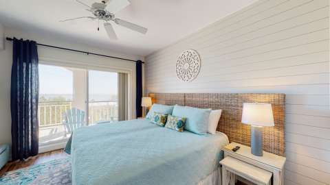 bedroom in a villa at Windsor Court