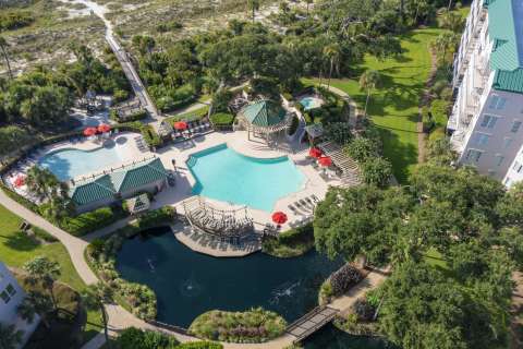 Aerial view of the pool at Windsor Court