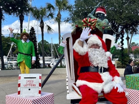 Santa 2021 824 2