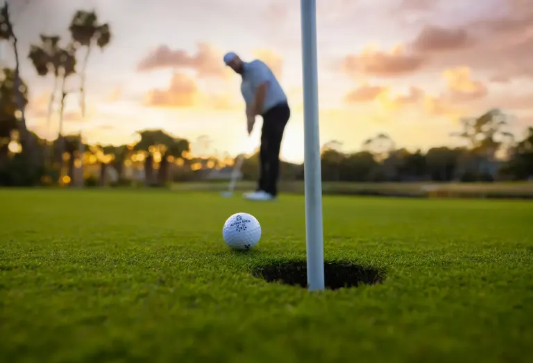 Golf instruction pros hero bg