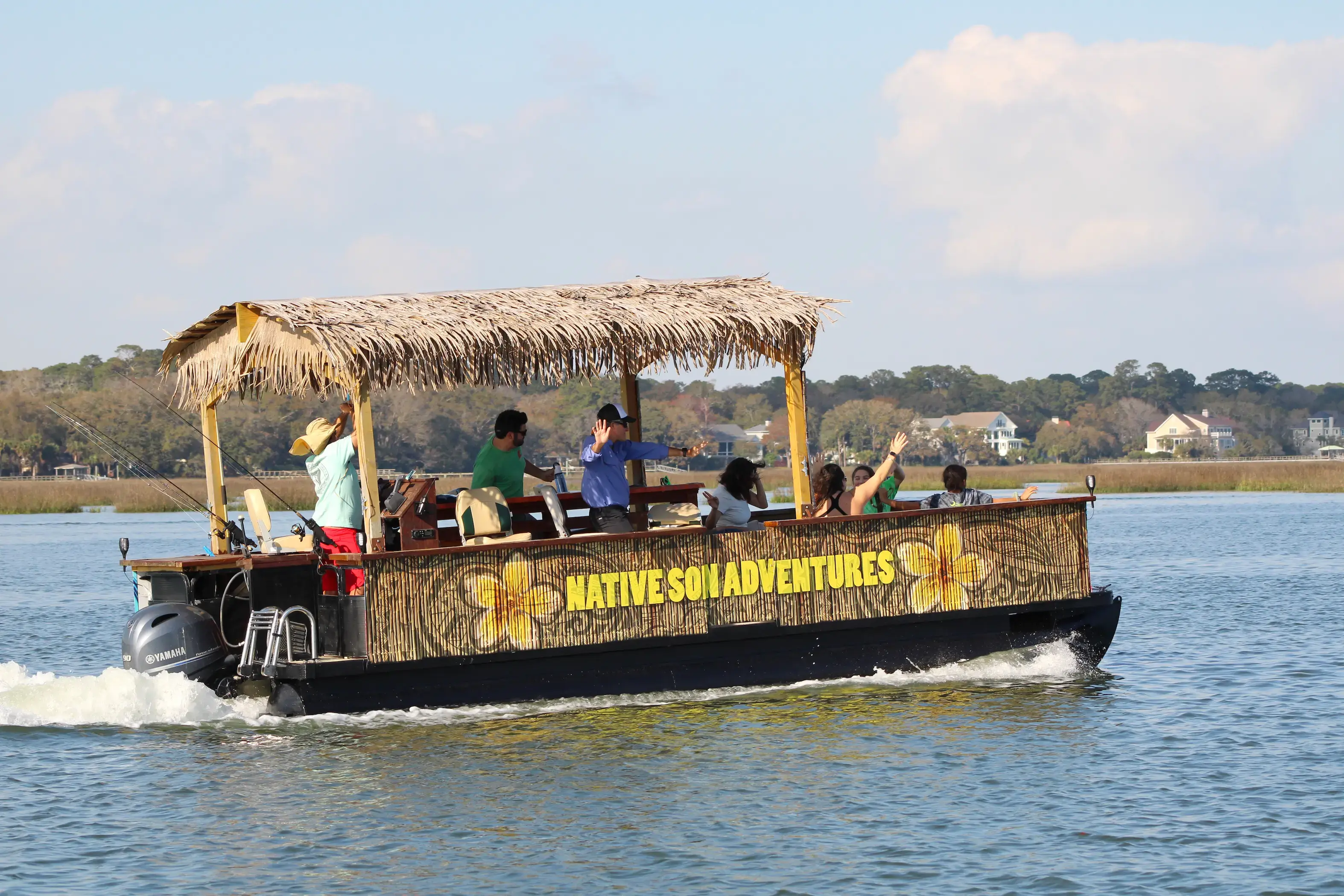 Tiki boat 0324