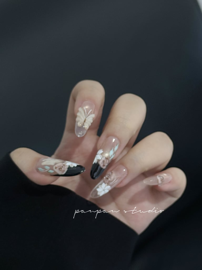 Black French Roses 细节 1