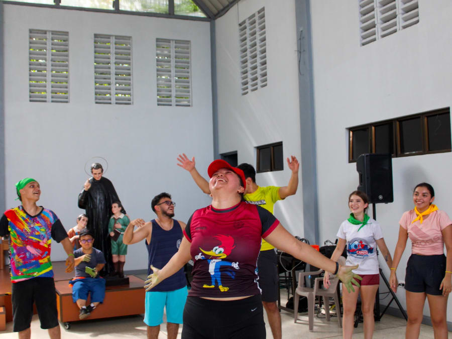 EJE COLOR FEST: un día lleno de colores, fe y alegría