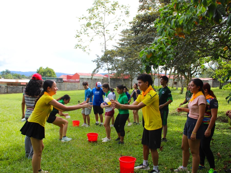 EJE COLOR FEST: un día lleno de colores, fe y alegría