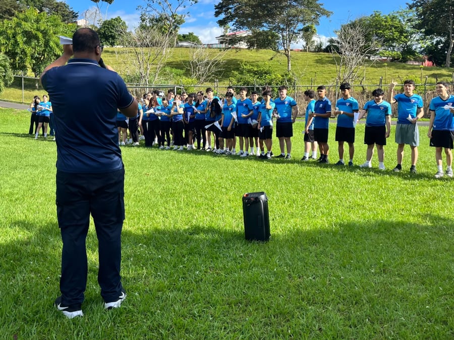 56 estudiantes de La Asunción celebraron sus raíces y sueños en una convivencia salesiana