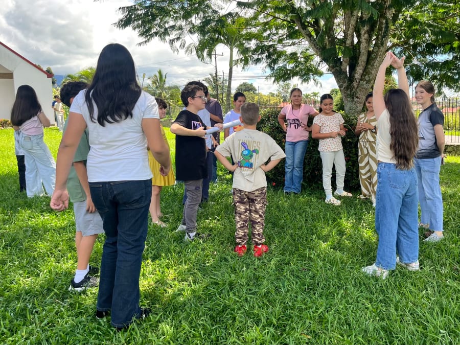 30 niños de la catequesis de Lourdes vivieron una convivencia misionera de fe y alegría