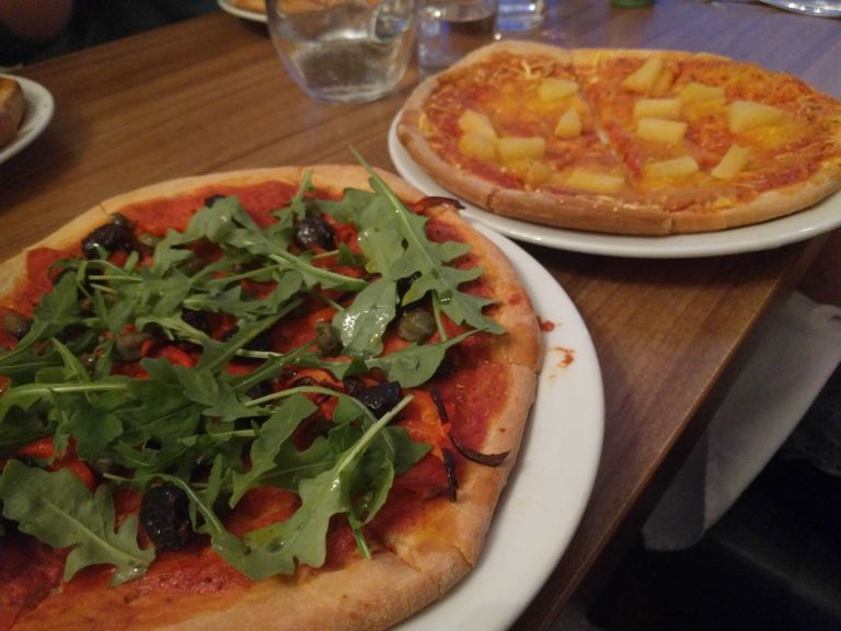 Vegan pizza at Felicity's in Whiting Bay