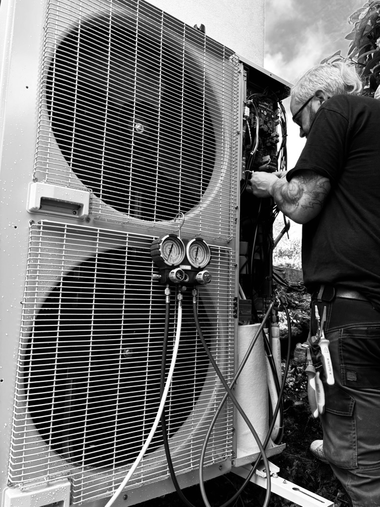 Entretien de systèmes de chauffage et climatisation