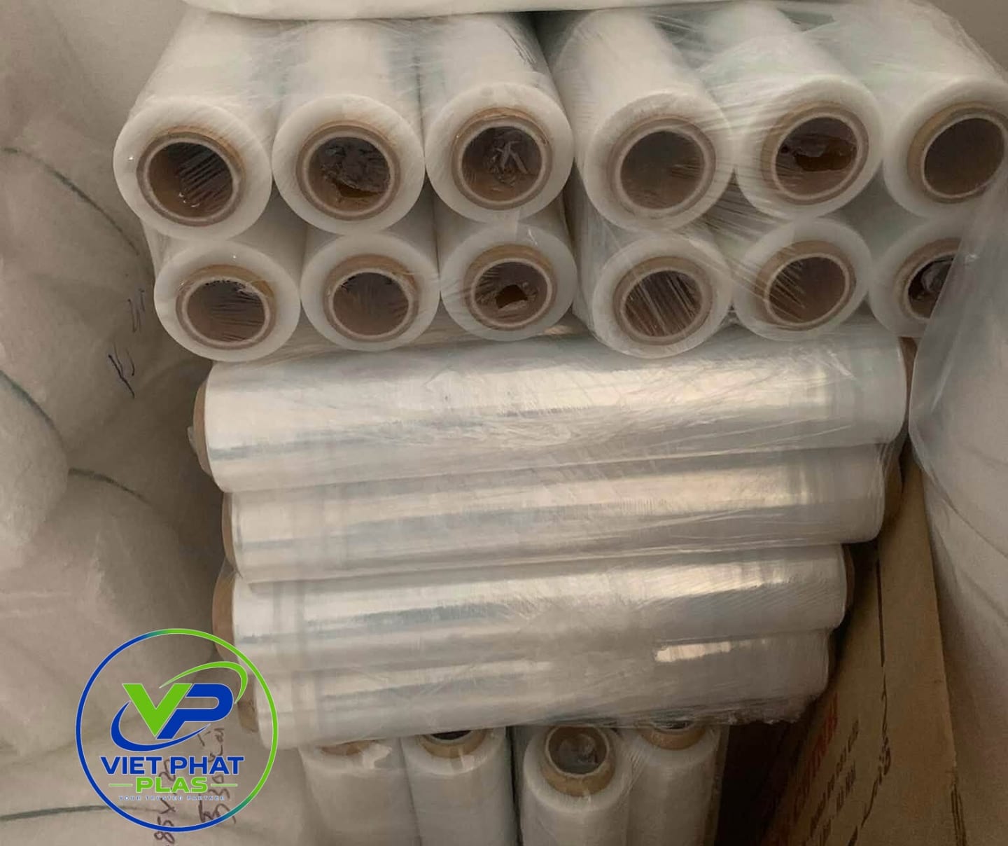 Types of Pallet Film Explained: A Quick Buyer's Guide