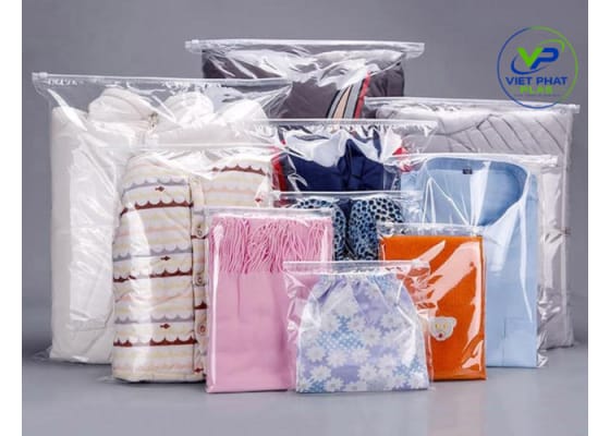 Zipper Plastic Bags for Clothes – Durable Packaging Solutions