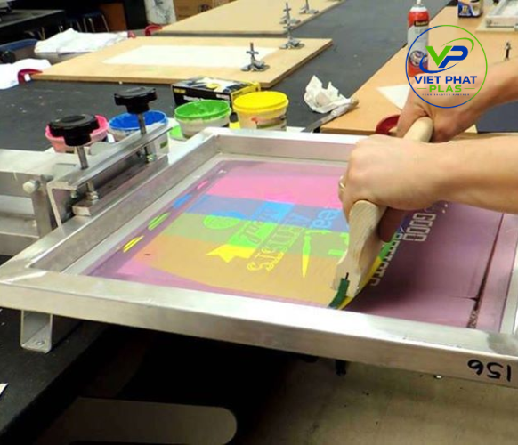 Cheap custom plastic bags with silk printing