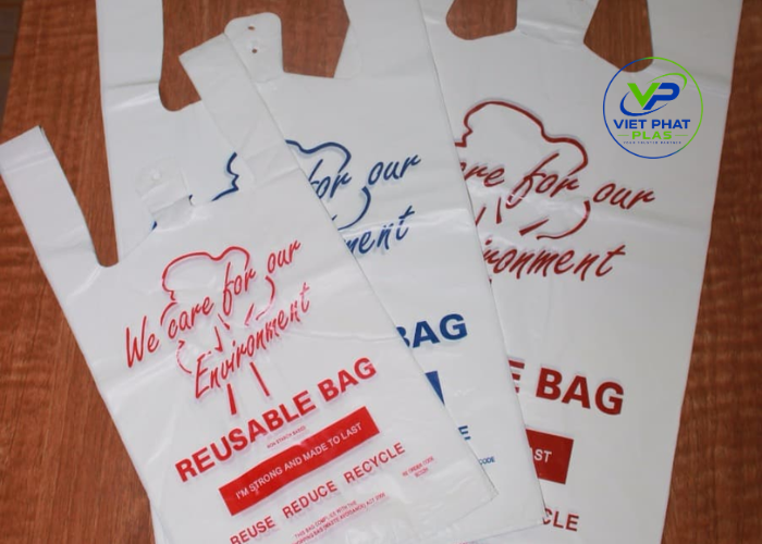 HDPE and LDPE reusable shopping bags in retail stores