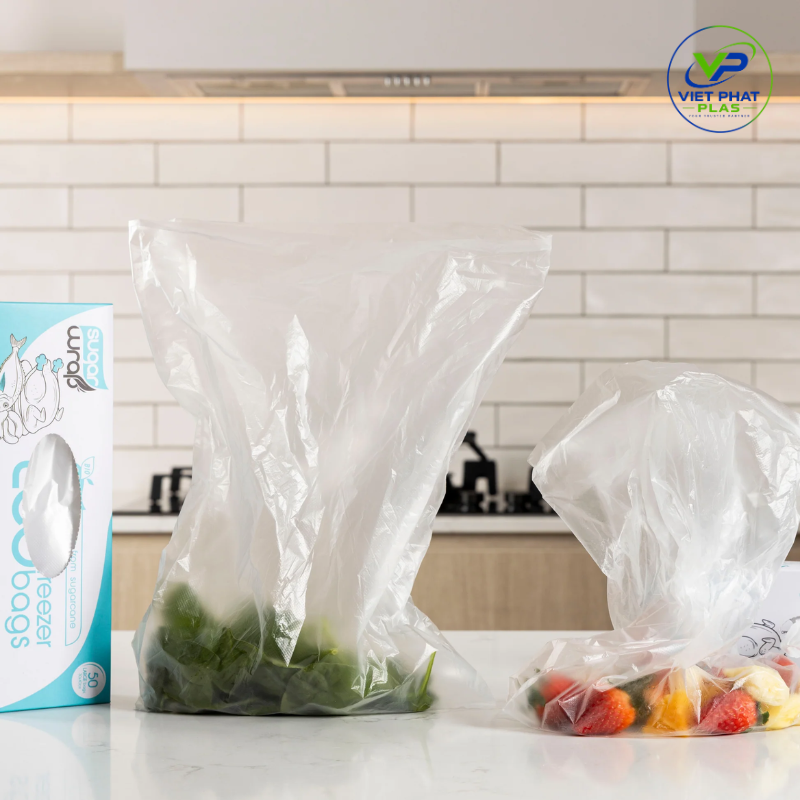 Choosing the best freezer bag options for industrial food processing plants to protect wholesale food products safely.
