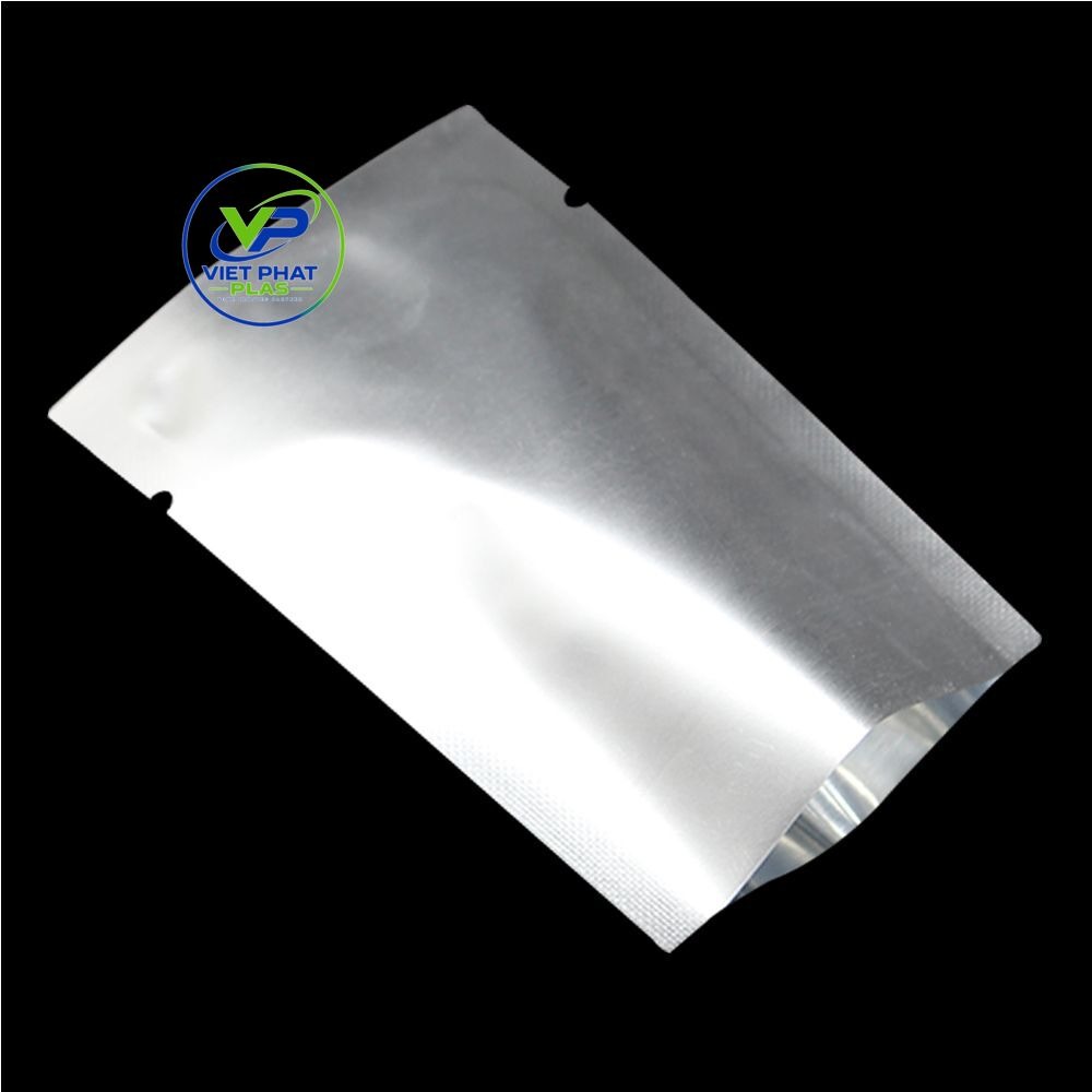 Close-up of a star-sealed heat weld on the bottom of a food packaging bag