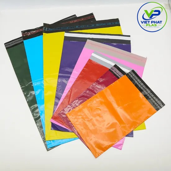 Poly Mailer Bags Available in Various Colors and Materials