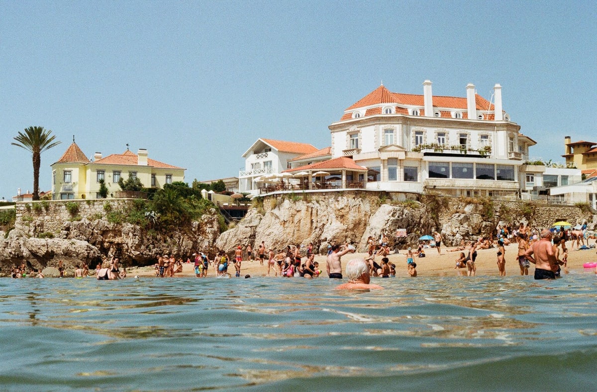 Casa Morna Lisbon boutique hotel Portugal ocean view