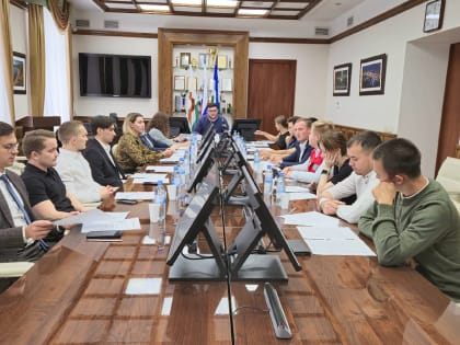 Общее собрание Молодёжной общественной палаты в Уфе
