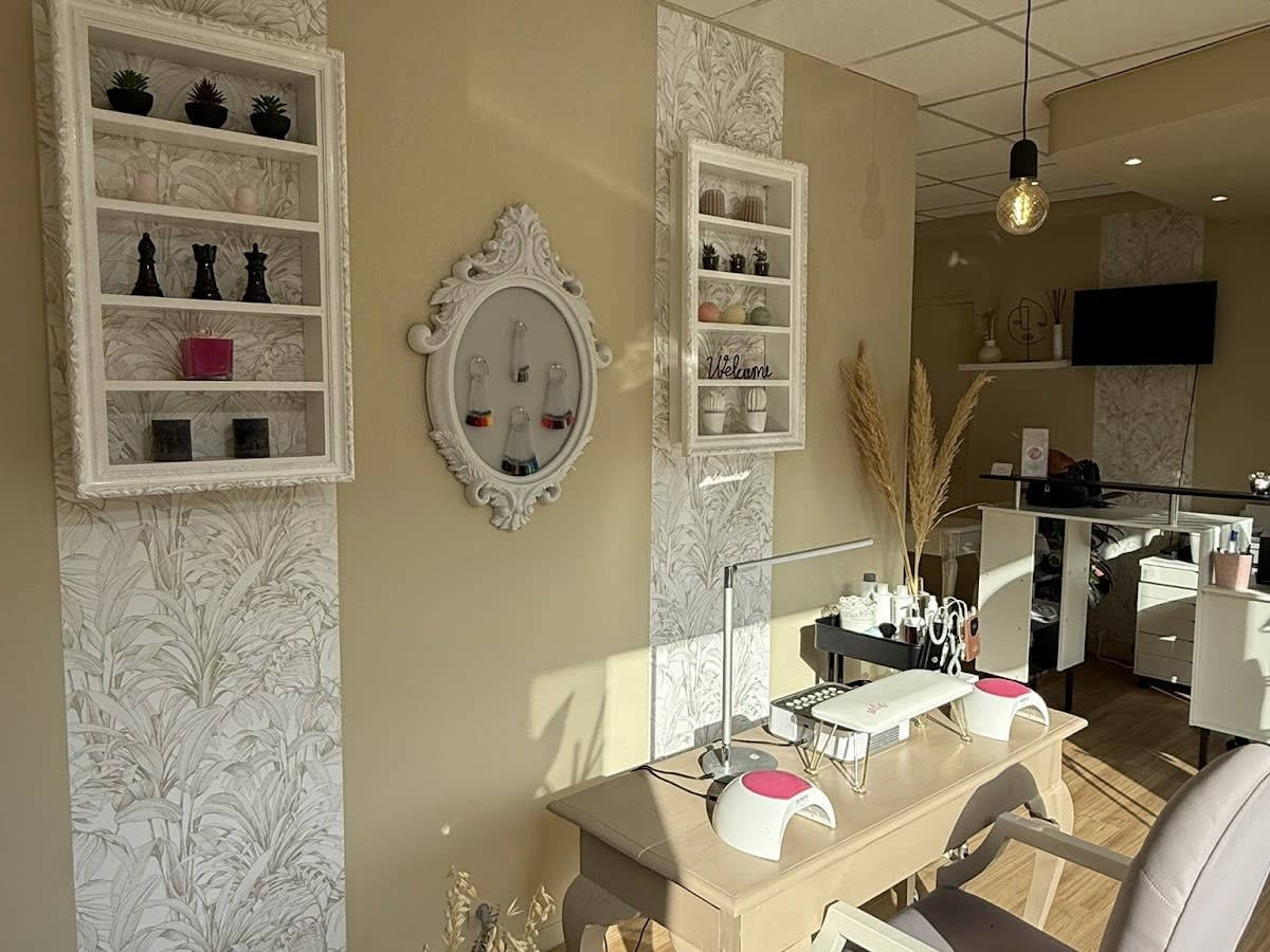 Salon Core